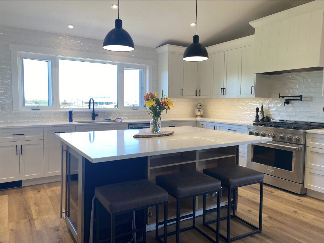 Newly renovated kitchen with lighting and wring by Calgary Electrician, Exquisite Electric!